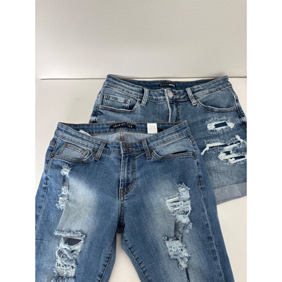 Fashion Nova Denim - Bundle of 2 Denim Shorts L Distressed Rip Summer Ready Festival Boho Streetwear